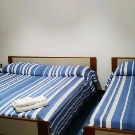 Residence Parco San Giovanni 스칼레아
